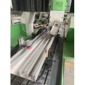 China Assembly Machine Type Aluminum Profile CNC Machining Center with 650mm Y Axis on sale