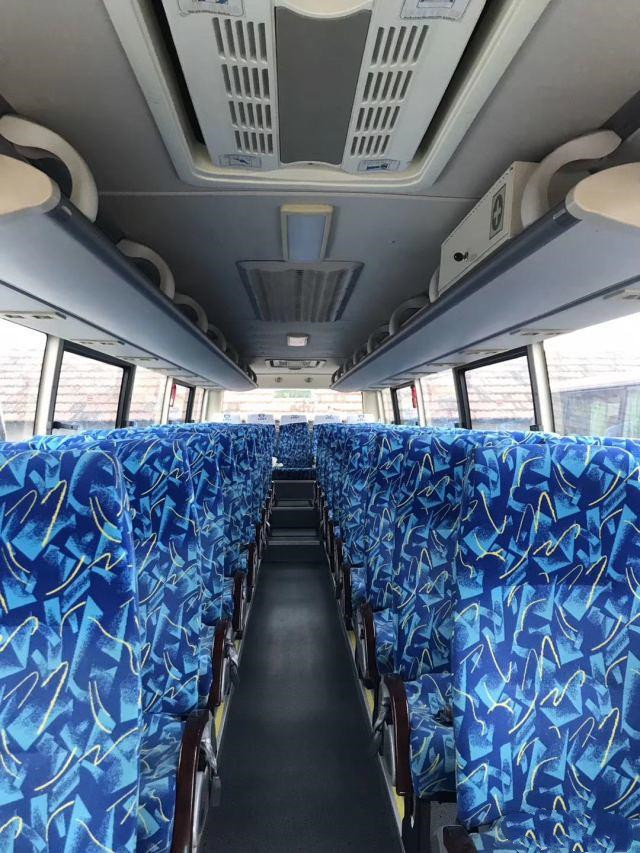 Used Golden Dragon Bus XML6103 47seats 171 Rear Engine Single Doors Used Coach Bus