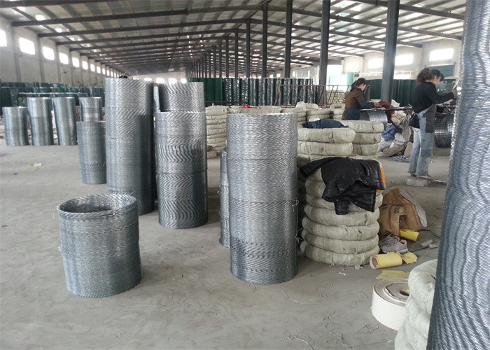 High Density Galvanized Iron Concertina Barbed Razor Wire Mesh Fence