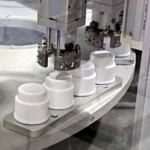 PLC Control System Cap Screwing Automatic Assembly Machine With High Qualified