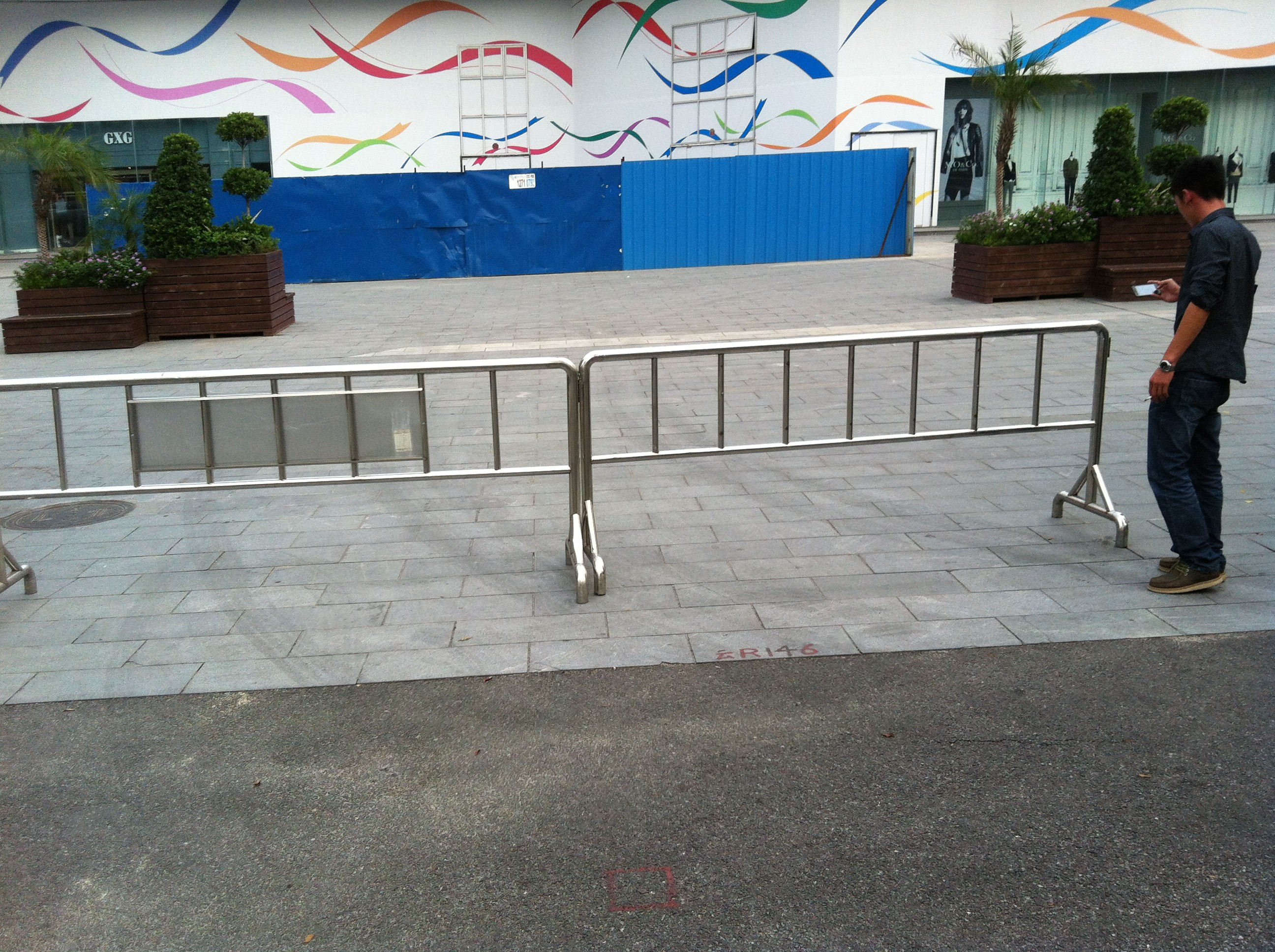 Hot Dipped Galvanized Crowd Control Barriers Smart Design, Crowd Control Barricade