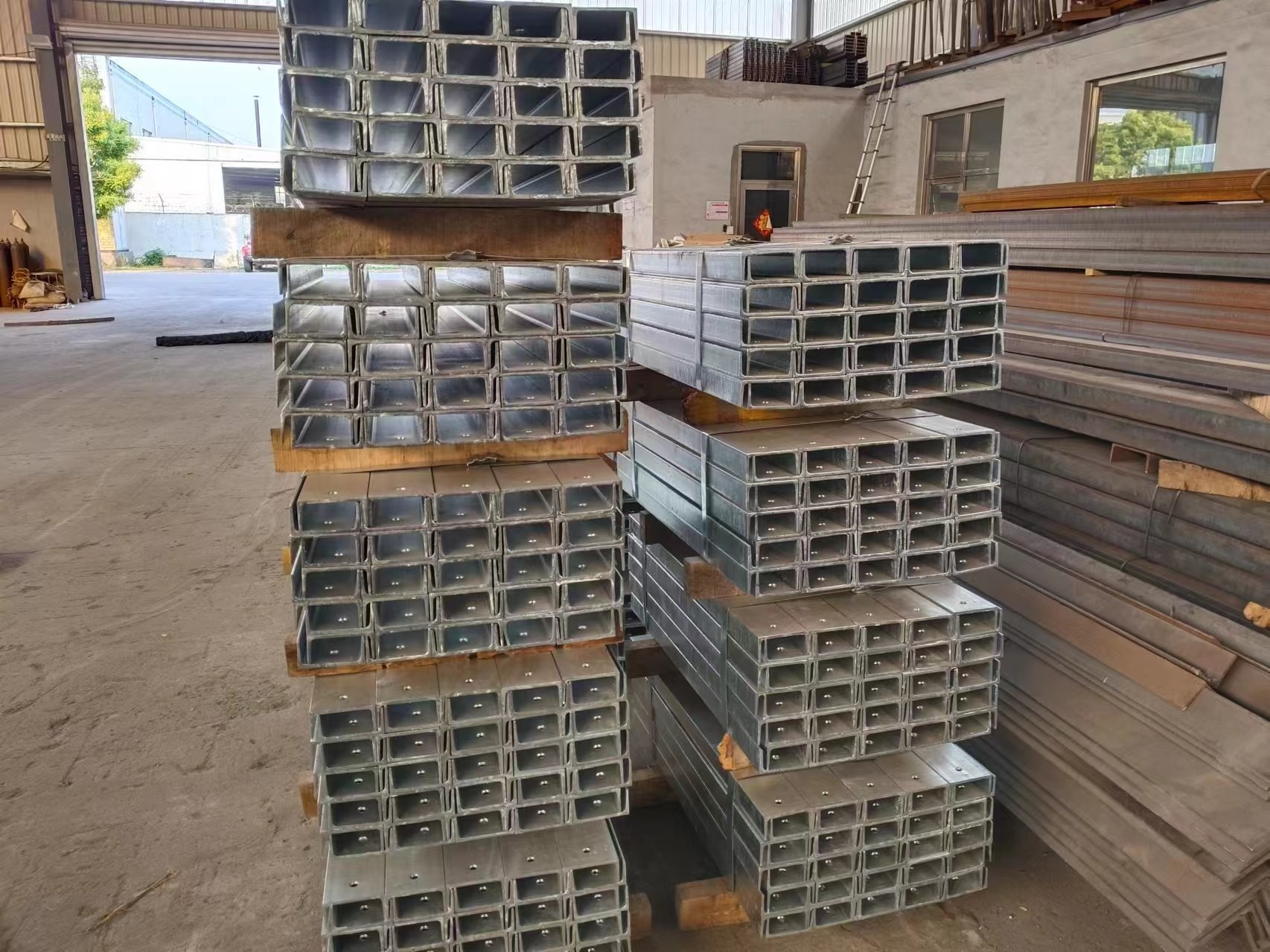 ACRS Approved Galvanised C Section Steel For Hot Rolled Craft