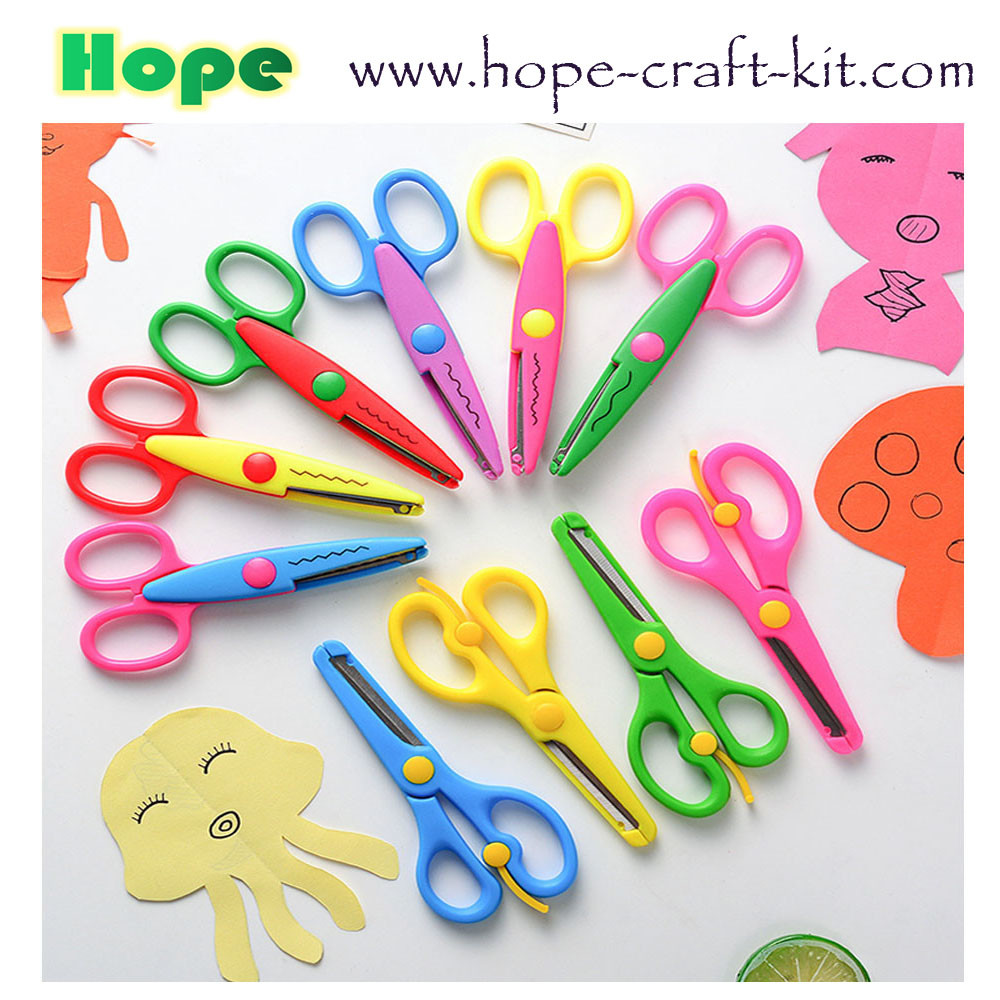 Kids Toddler DIY Safe Small Scissors Safe Plastic Stainless Steel with Decoration Edge Colorful Hobbies DIY Material