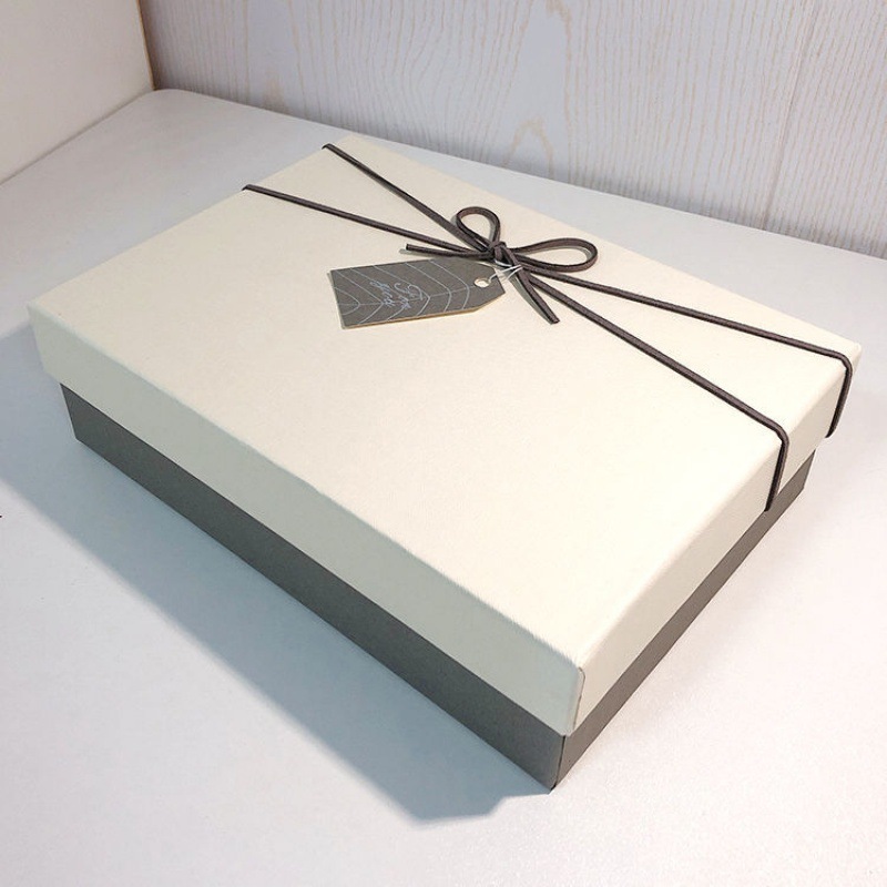 Directly Supply Colorful Rigiding Craft Paper Gift Boxes for Men Women With Logo