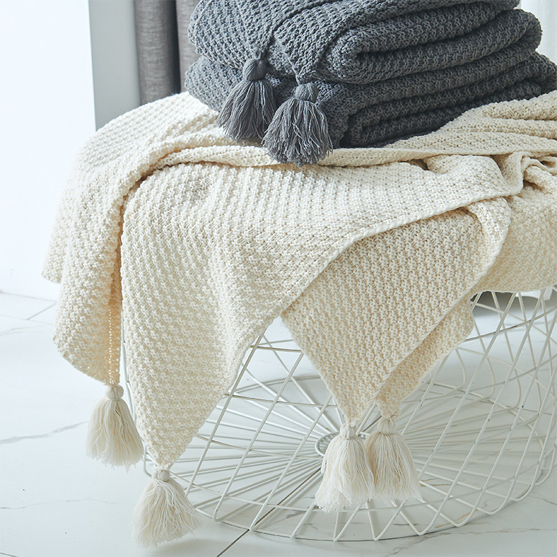 Knitted Wool Throw Blanket with Acrylic Tassel Simple Style Custom Solid Sofa Blanket
