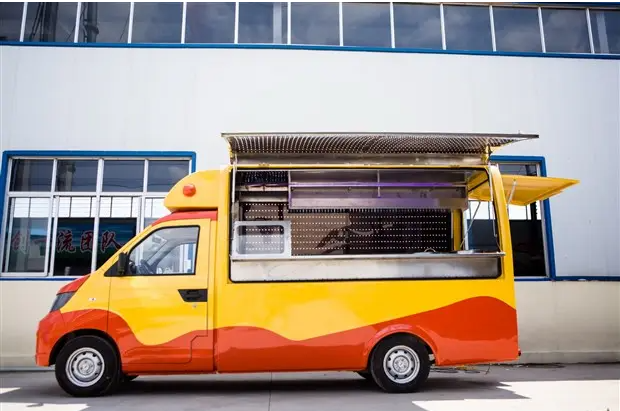 Small Hot Dog Pizza Food Cart with Customized Design and 40kms per hour Machinery