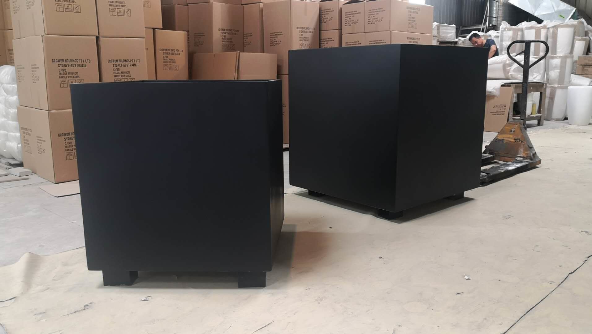 Rectangular Modern Fiberglass Planters Customized 30-Day Crafted Timeless