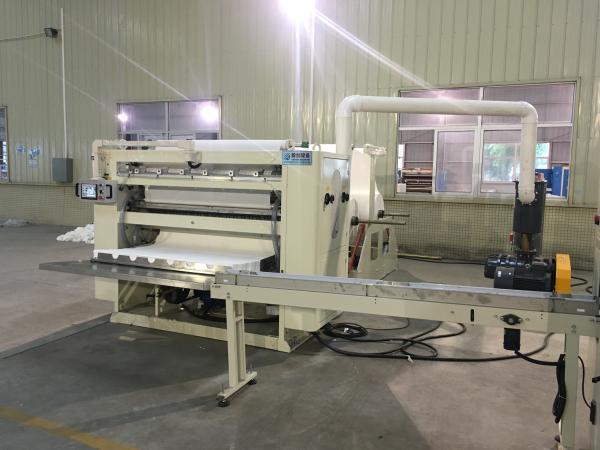 V fold Facial Tissue Paper Production Line 380V 50HZ With Steel To Steel
