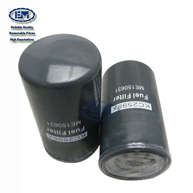 SK450-6 6D24 Fuel Filter Element Excavator Spare Parts ME150631