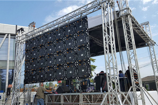 outdoor led screen rental