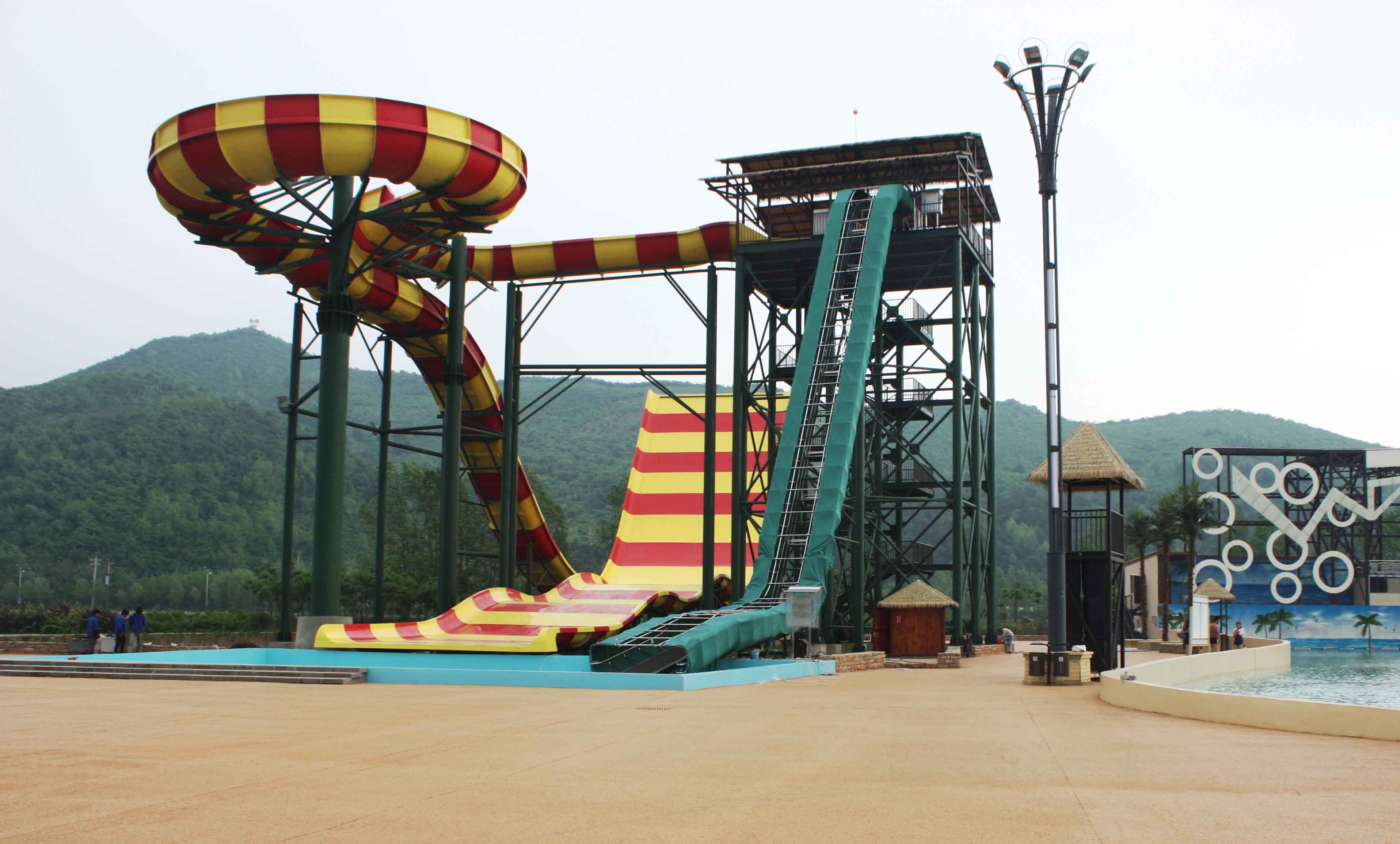 Gaint Amusement Park Slide with 13.8m high platform / Water flow 400m3/h