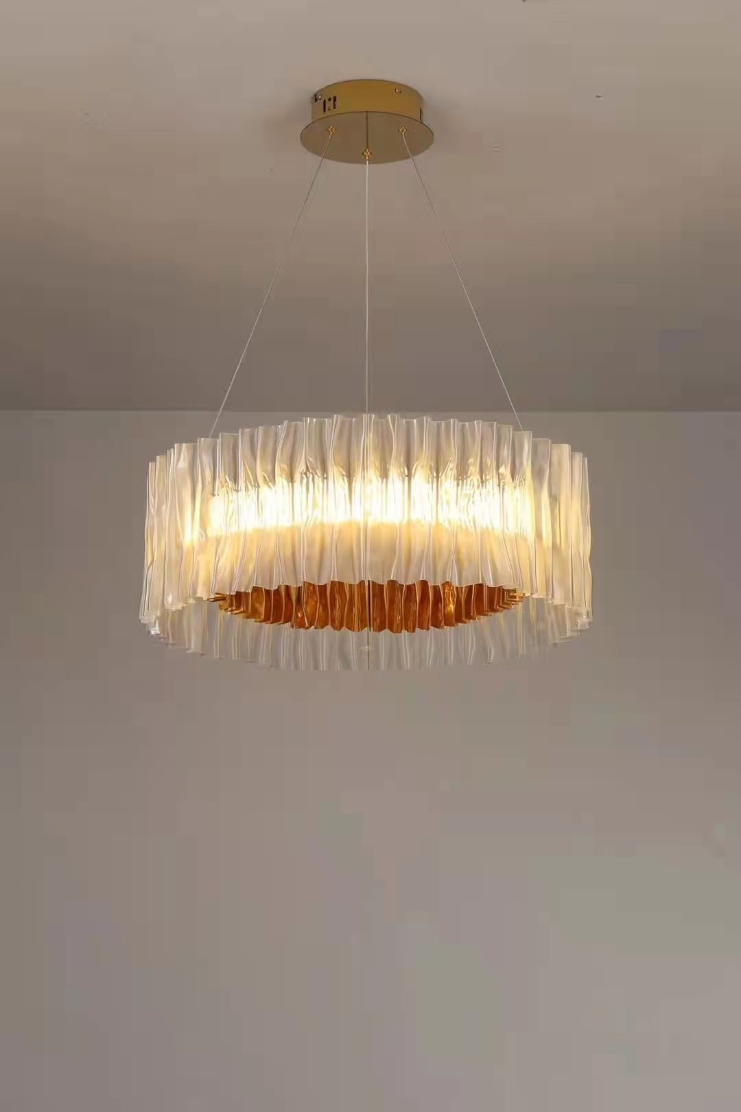LED Acrylic Circle Gold Pendant Lamp Hanging Ceiling Lamp Home Decorative Light