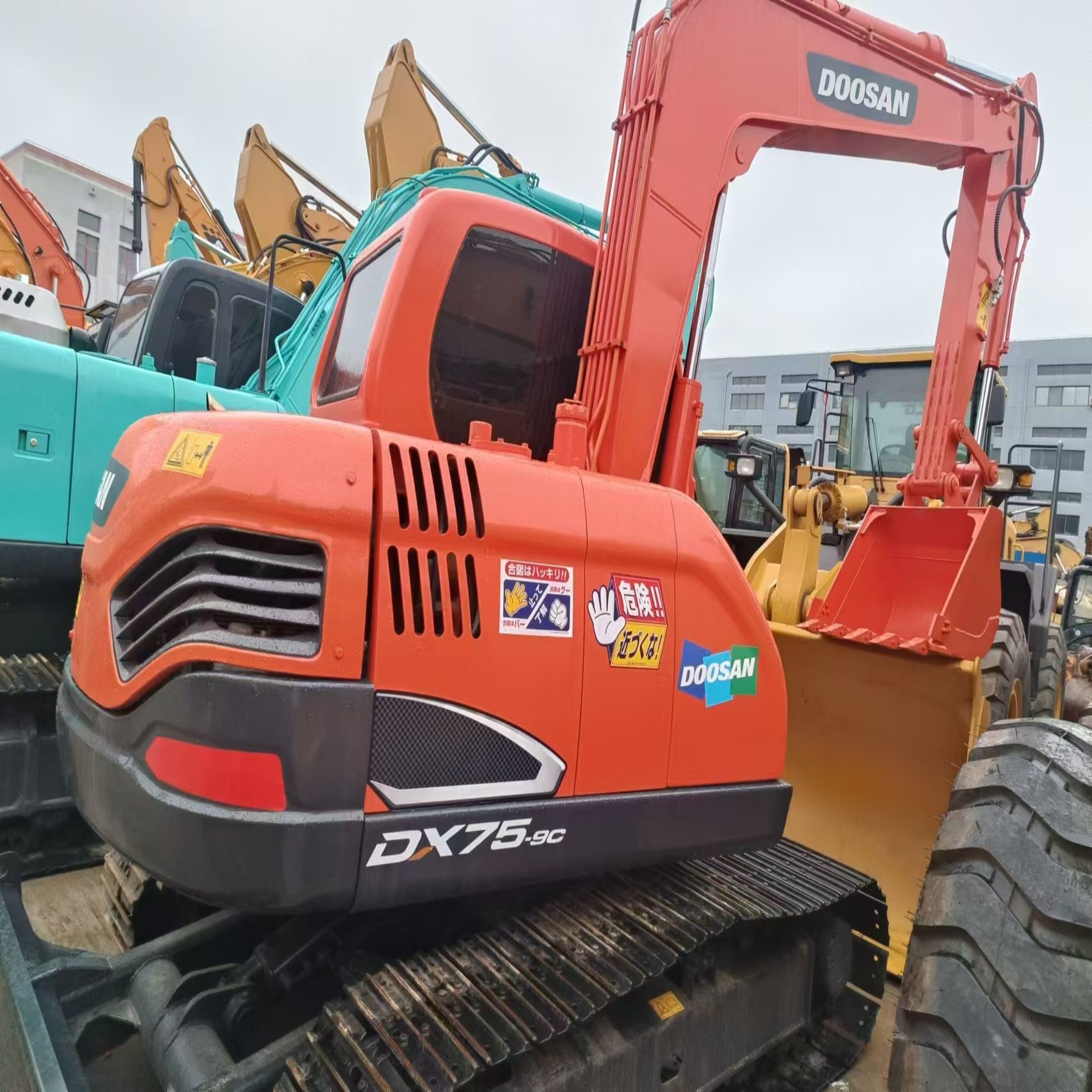 Pre-owned Doosan DX75 Compact Versatile Mini Used Excavator