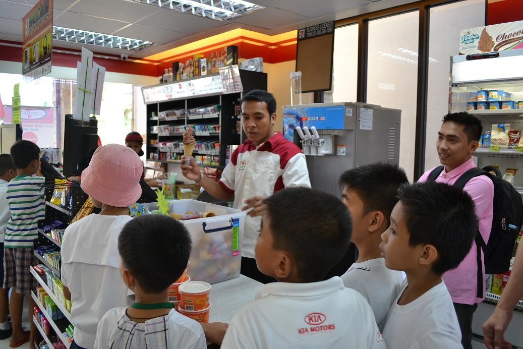 Purchased by 7-Eleven Oceanpower OP132BA Soft Ice Cream Machine
