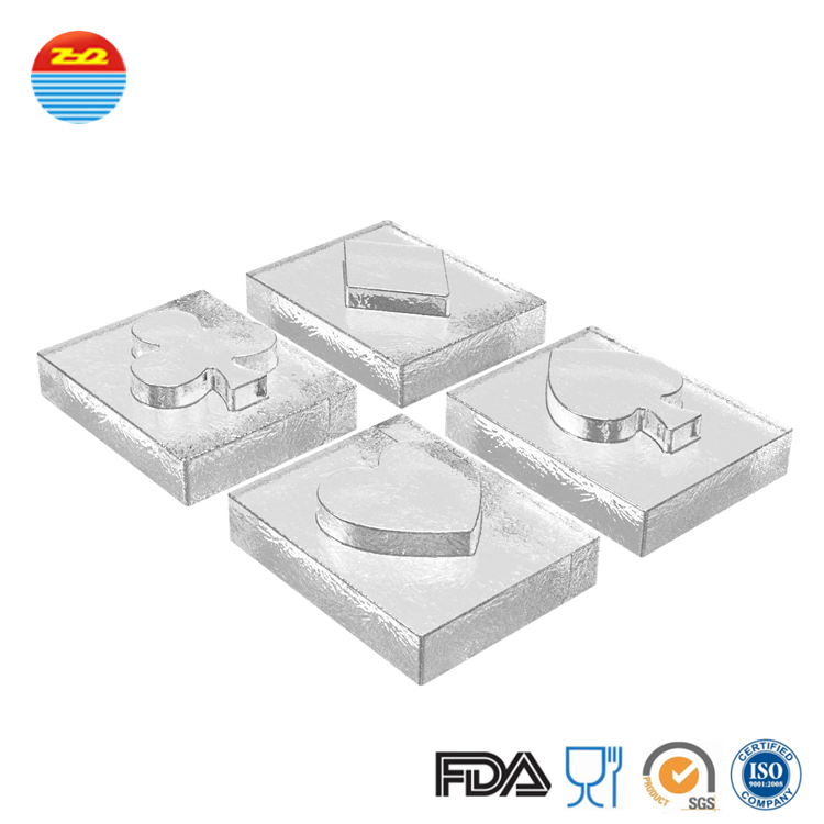 2019 Best Cool Easy Released Custom Bar Pub Saloon Fancy Playing Card Poker Shaped Silicone Ice Cube Tray For Cocktail