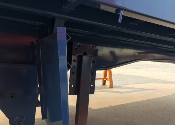 3 Axles Tipping Semi Trailer Truck For Mining And Construction 60-80 Tons