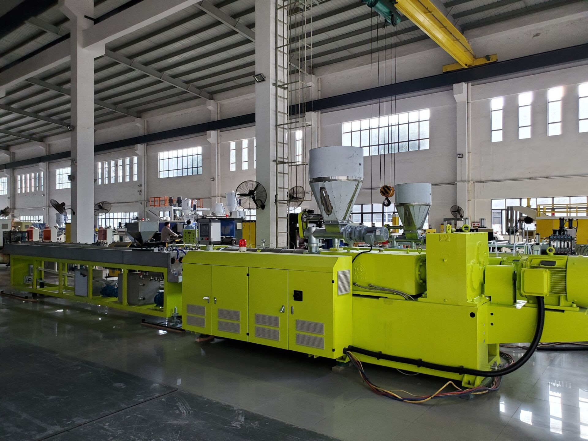 16-32mm 4 Cavities PVC Electric Conduit Plastic Pipe Extrusion Machine , PVC Pipe Production Line