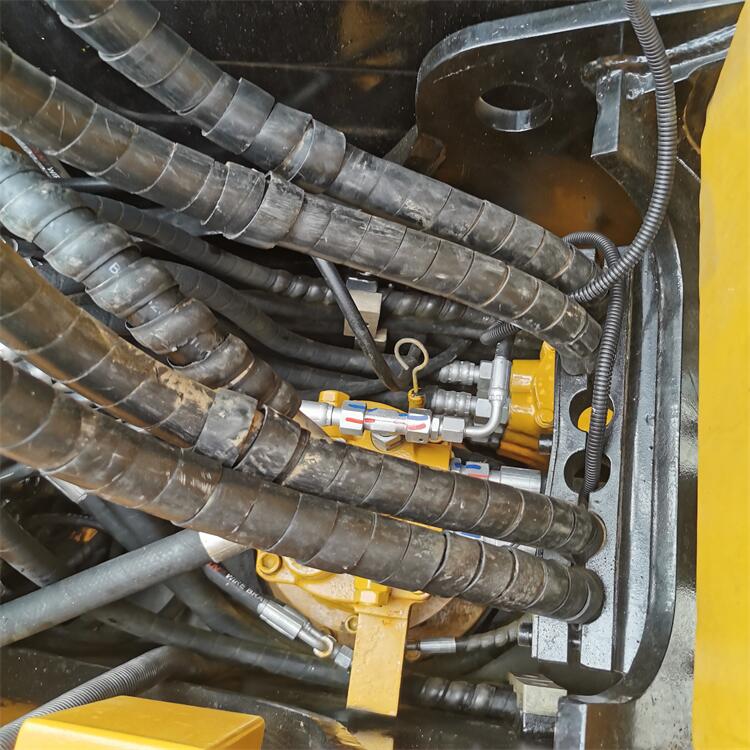 Original Hydraulic Cylinder 7 Ton Sany SY75 SY75C Used Excavator in Shanghai 2022 Model