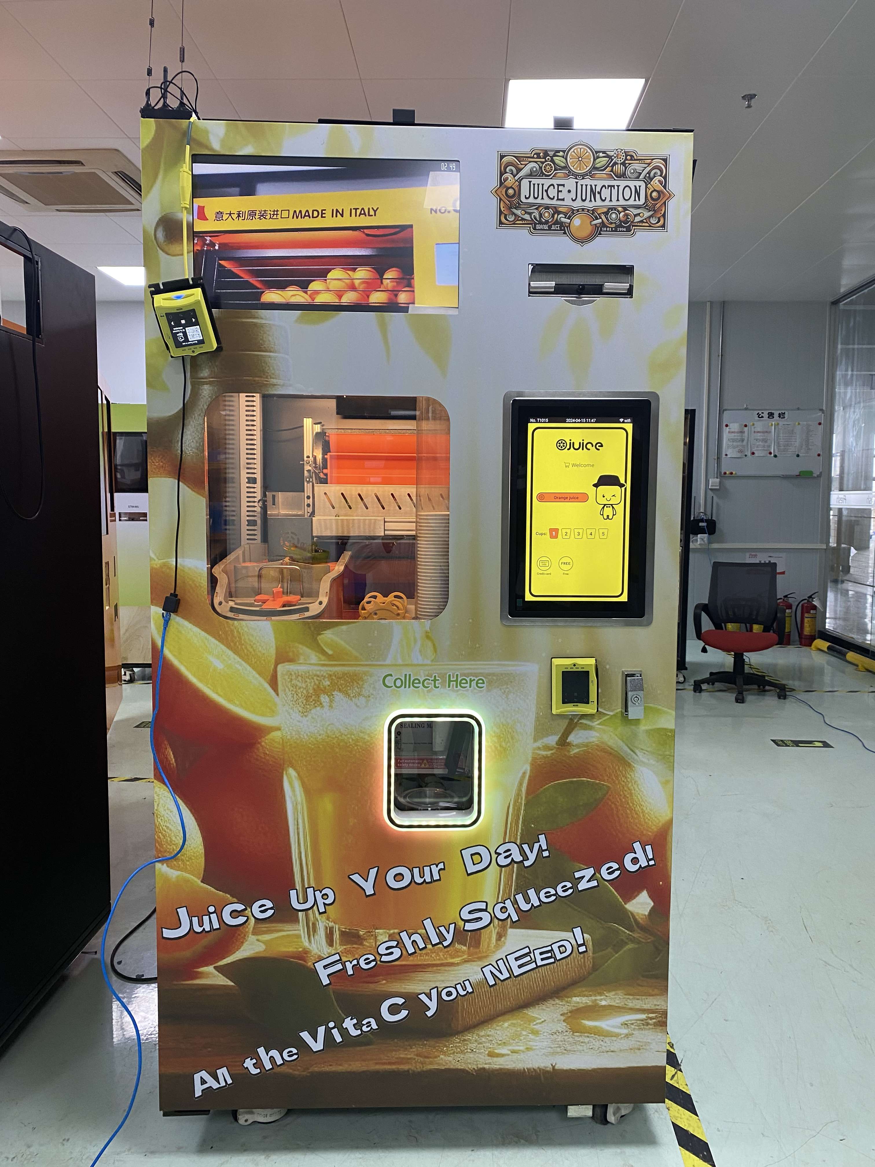 Fresh Orange Juice Vending Machine 100% Natural Squeezed Juice on Demand