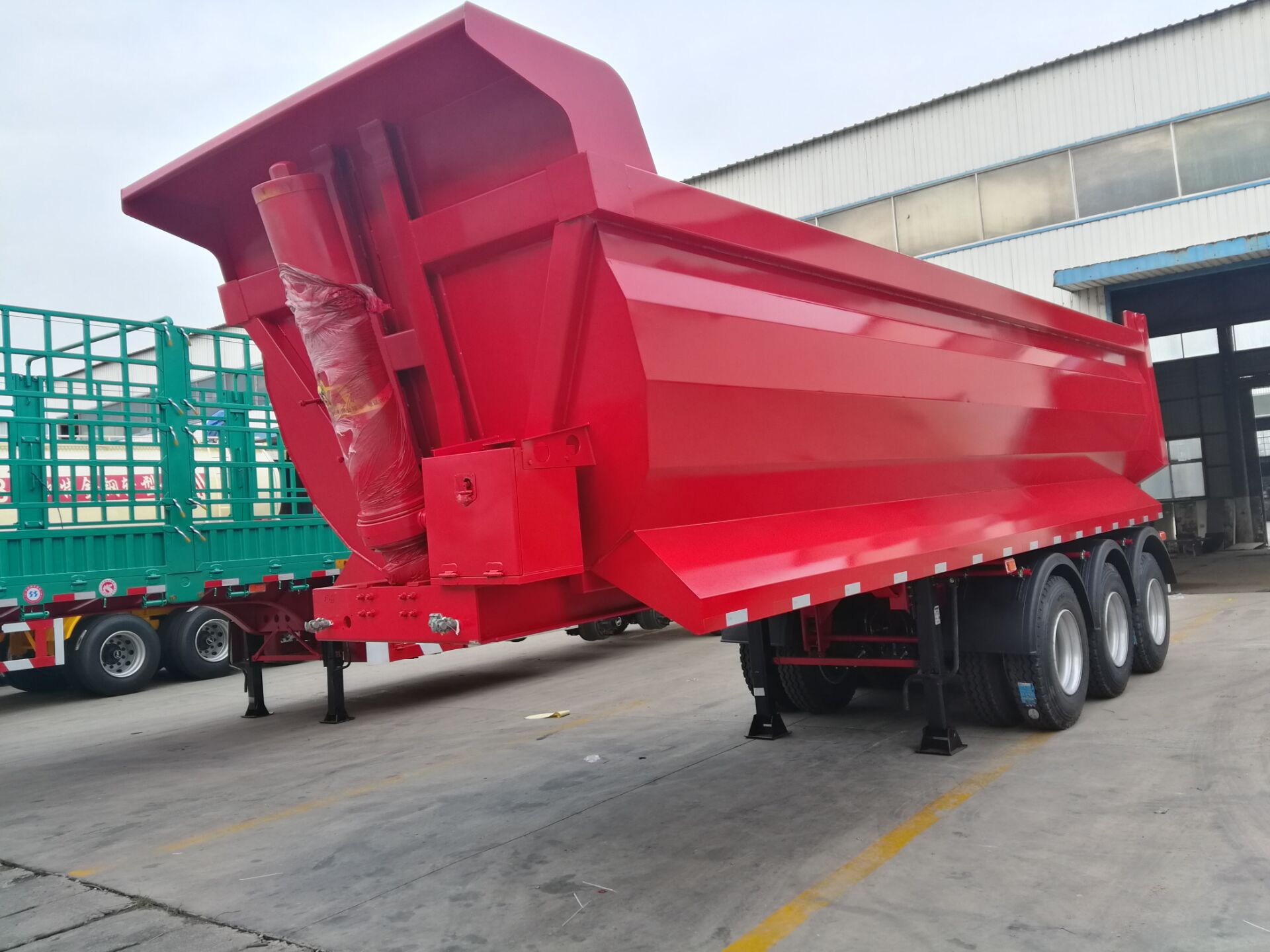 100 Tons Double Axles U Shaped End Rear Tipper Dumper Semi Truck Trailer for in Market