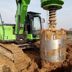 KR50A Rotary Piling Rig 24m Small Machine 12 / 25t 15mins Finished Hole