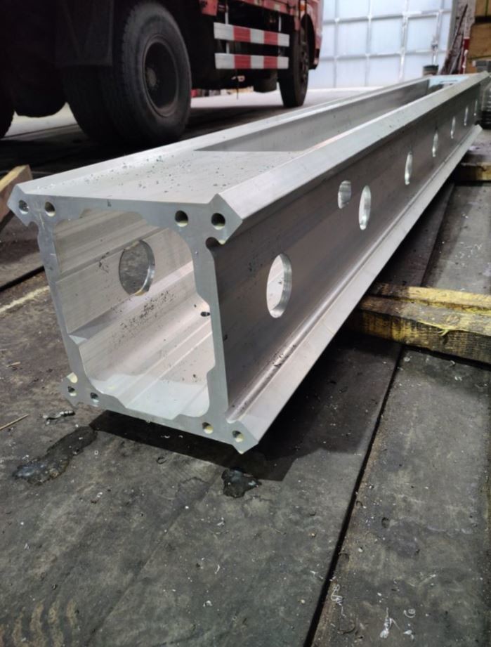 ROC L6 Feed Beam Profile For ROC L6 DTH Drill Rigs ROC L6 DTH Aluminium Extruded Profiles