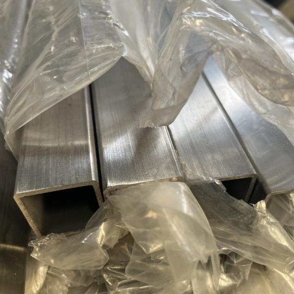 TP304 Stainless Steel Welded Tube100*100*5 SS 304 Square Tube Pickling for