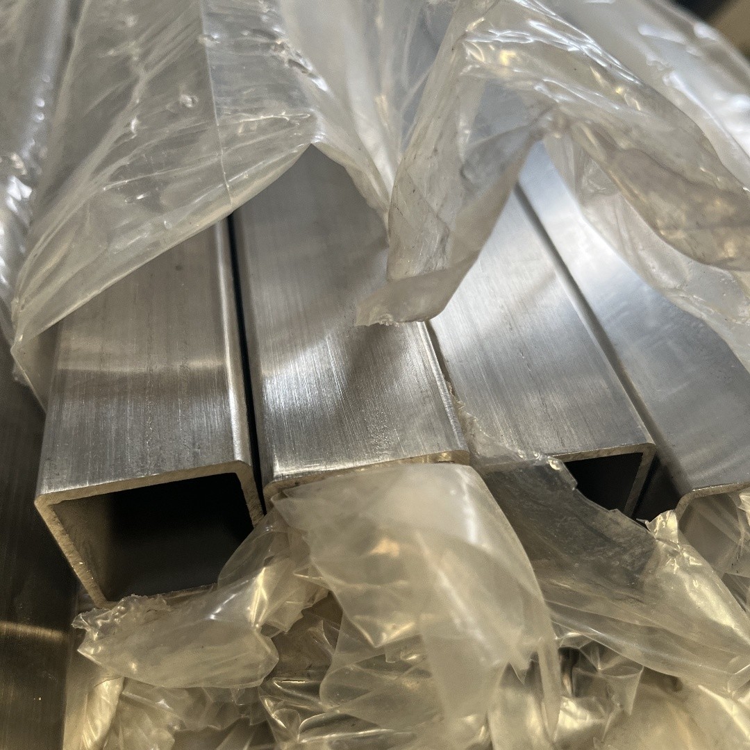 TP304 Stainless Steel Welded Tube100*100*5 SS 304 Square Tube Pickling for Construction