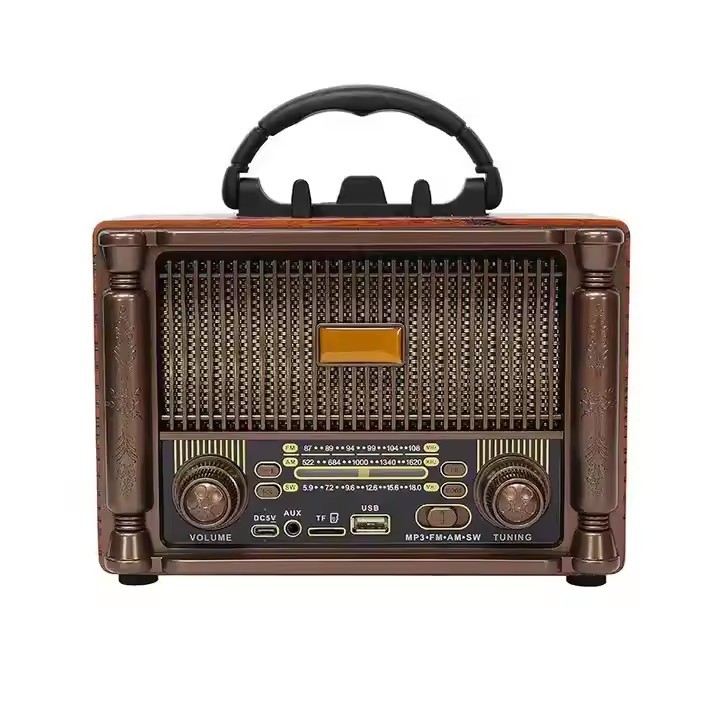 Wooden AM Radio The Perfect Combination of Style and Functionality