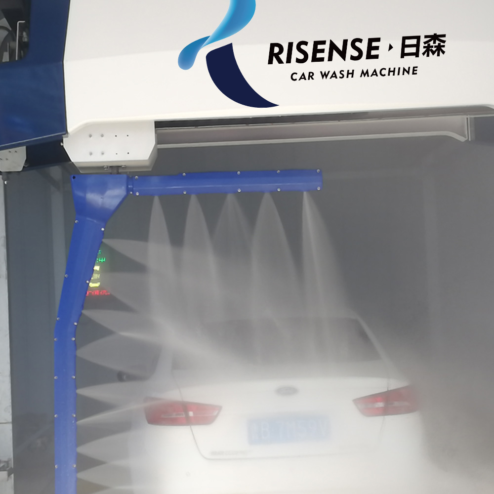 70-120KP Pump Pressure 360 Degree Automatic Brushless Car Clean Machine in Croatia/Italy