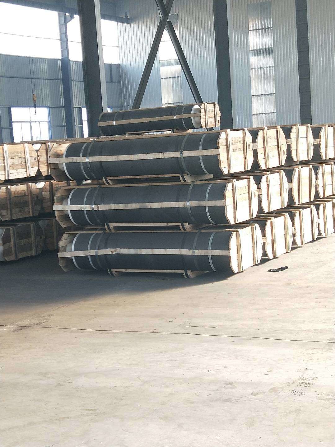 UHP Grade Refractory Products Graphite Electrode High Density For Steel Plant