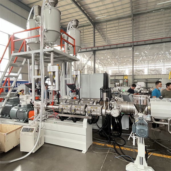 Plastic Water Gas Oil Supply Pipe Tube Extrusion Production Line Single Screw Extruder Pipe Making Machine