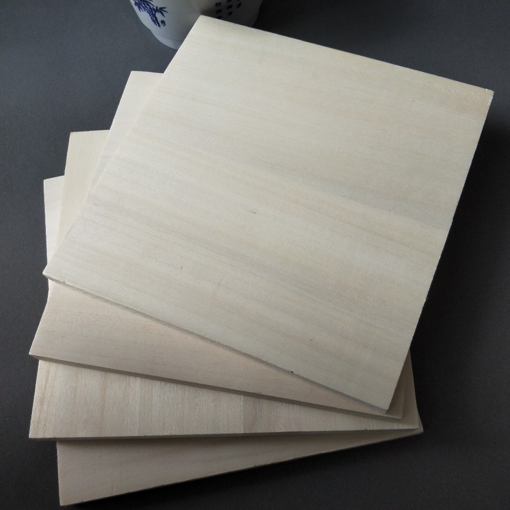 Customized 1220x2440mm Carbonized Solid Wood Panel Rubber Finger Joint Hardwood Board
