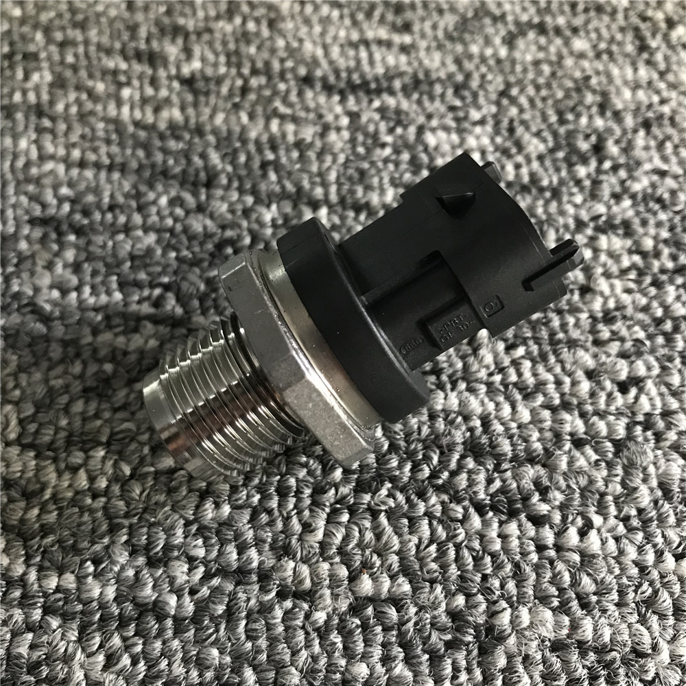 0281006364 Rail Pressure Sensor 0281002937 55195078 / 9S519 G756 AB 9S519-G756-AB 9S519G756AB
