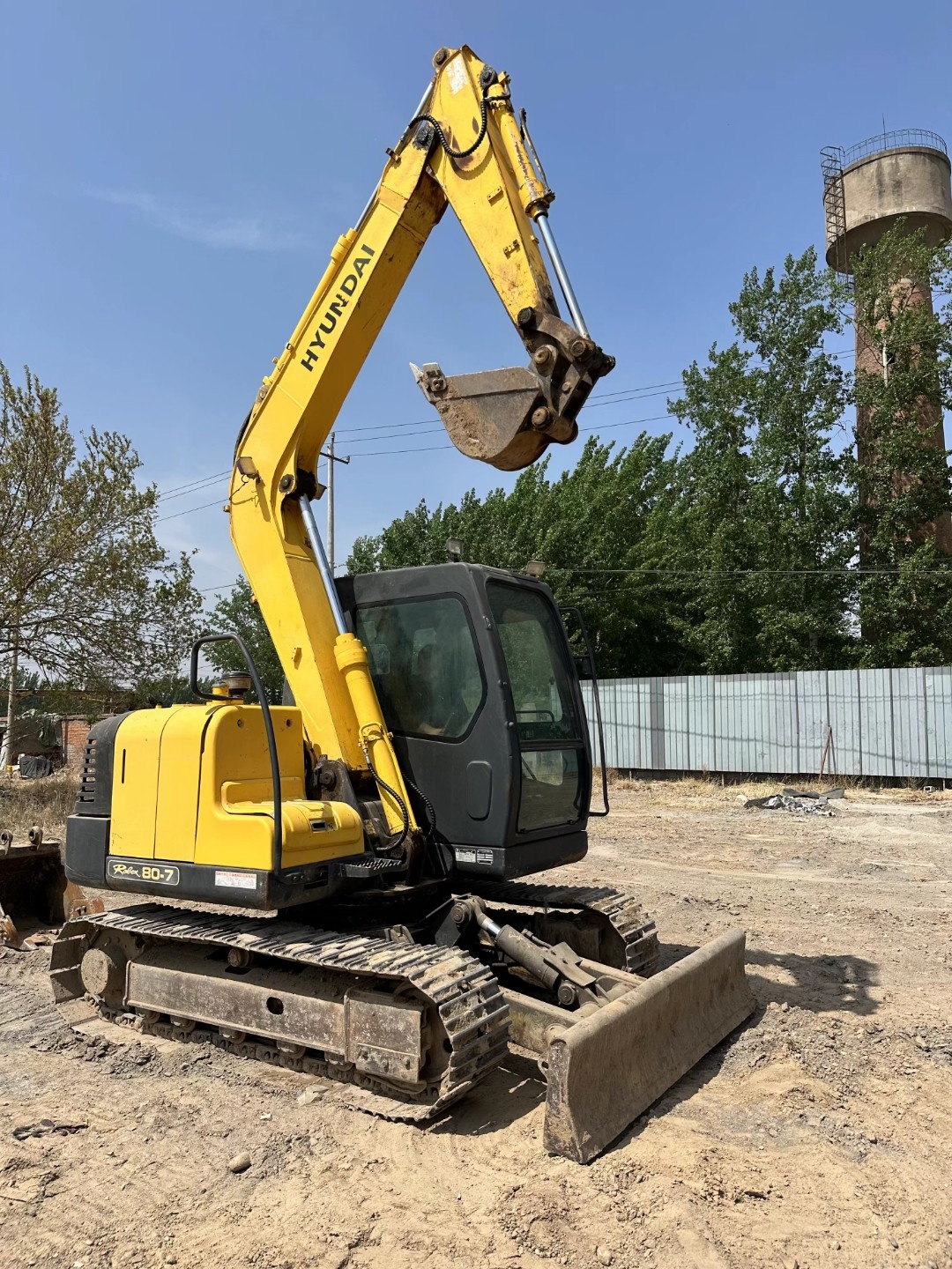 Second hand Hyundai excavator from South Korea