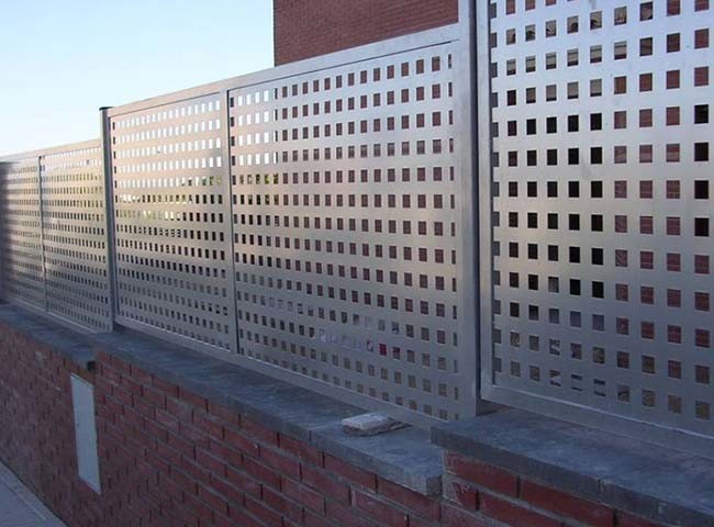 Square Hole Perforated Metal Screen Provides More Large Circulation Area for Filtering, Screening and Ventilation