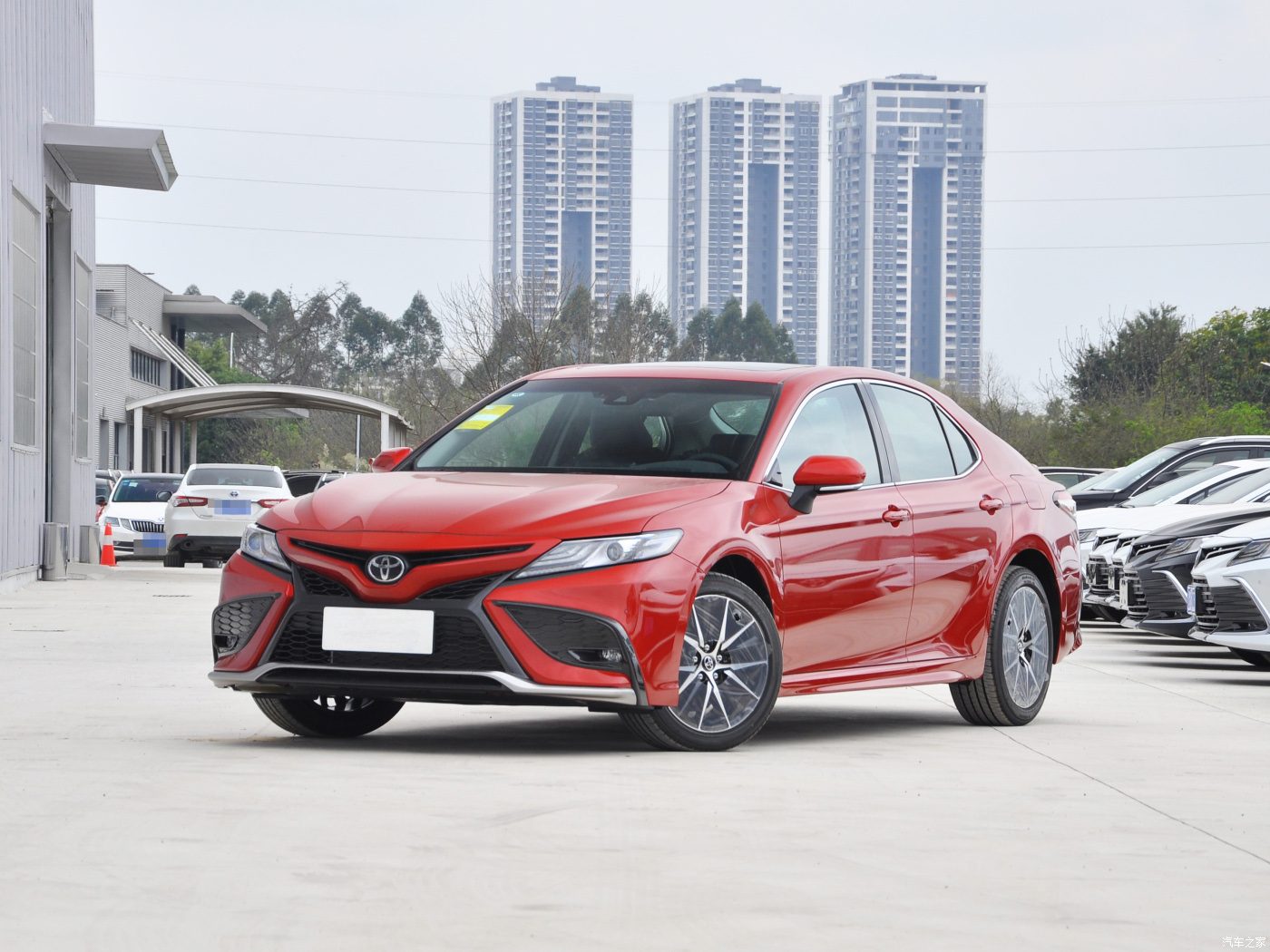 High Speed Multi-function Steering Wheel ABS Yes 2024 Toyota Camry Corolla 1.2 1.5 2.0 2.5 Luxury Sedan Gasoline Cars 5 Seats