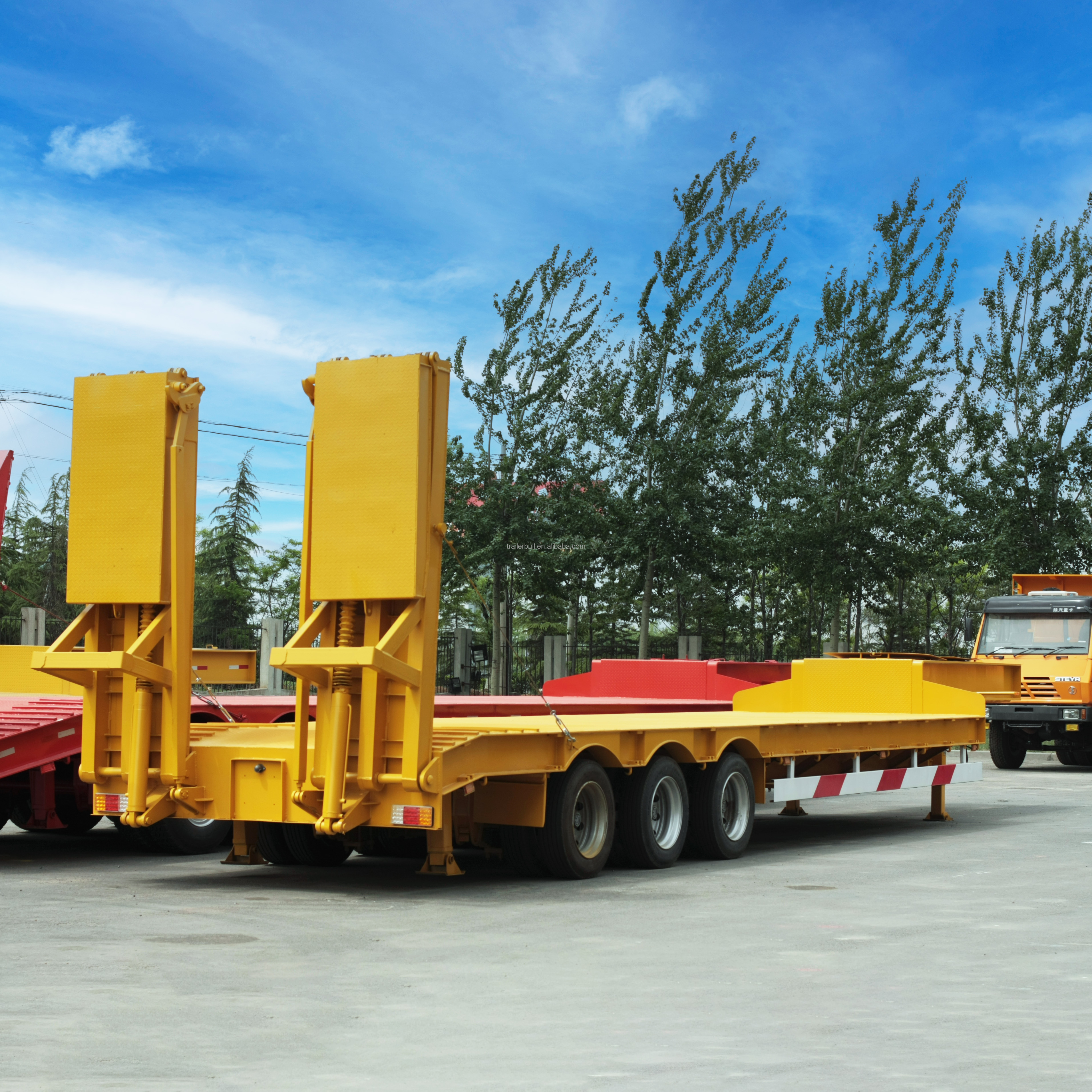 80 Ton Capacity FGN Low Bed Trailers with Wabco Brake System and Loading Deck 596 x 3