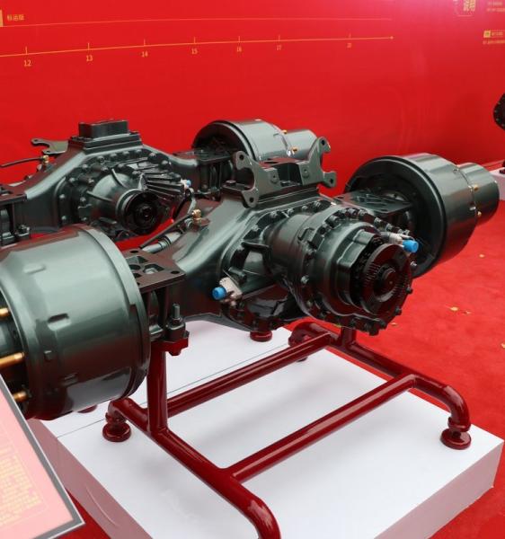 Front And Rear Axles AC16 16-Ton Steel Rear Axle Spare Parts Of Sinotruk HOWO