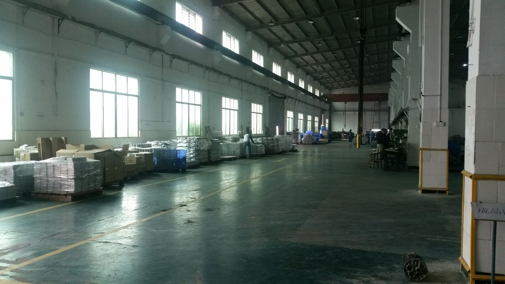 OEM / ODM Aluminium Pressure Die Casting , Metal Sofa Legs