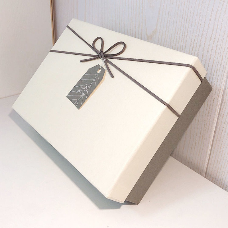 Directly Supply Colorful Rigiding Craft Paper Gift Boxes for Men Women With Logo