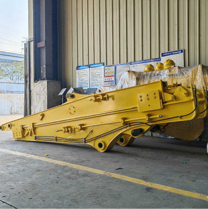 Excavator sliding arm for SH125、SH135 8m are sturdy and durable with greater digging power