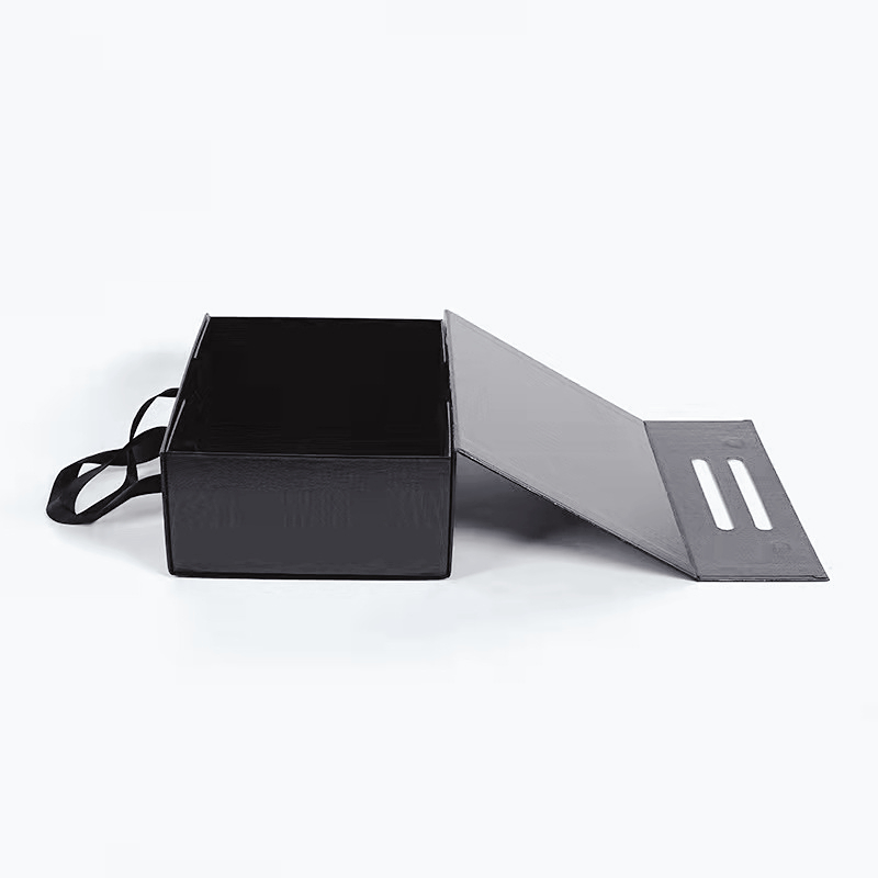 Magnetic Flip Rigid Cardboard Packaging Black Kraft Boxes 20x18x6