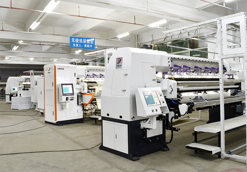Precision Lock Stitch Multi Needle Quilting Machine For Garment Bedding