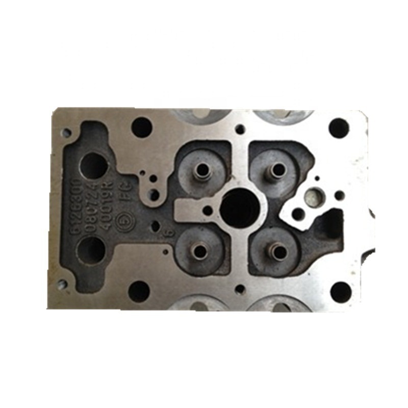 Sinotruk HOWO Wd615 Diesel Engine Cylinder Head Az1095040123