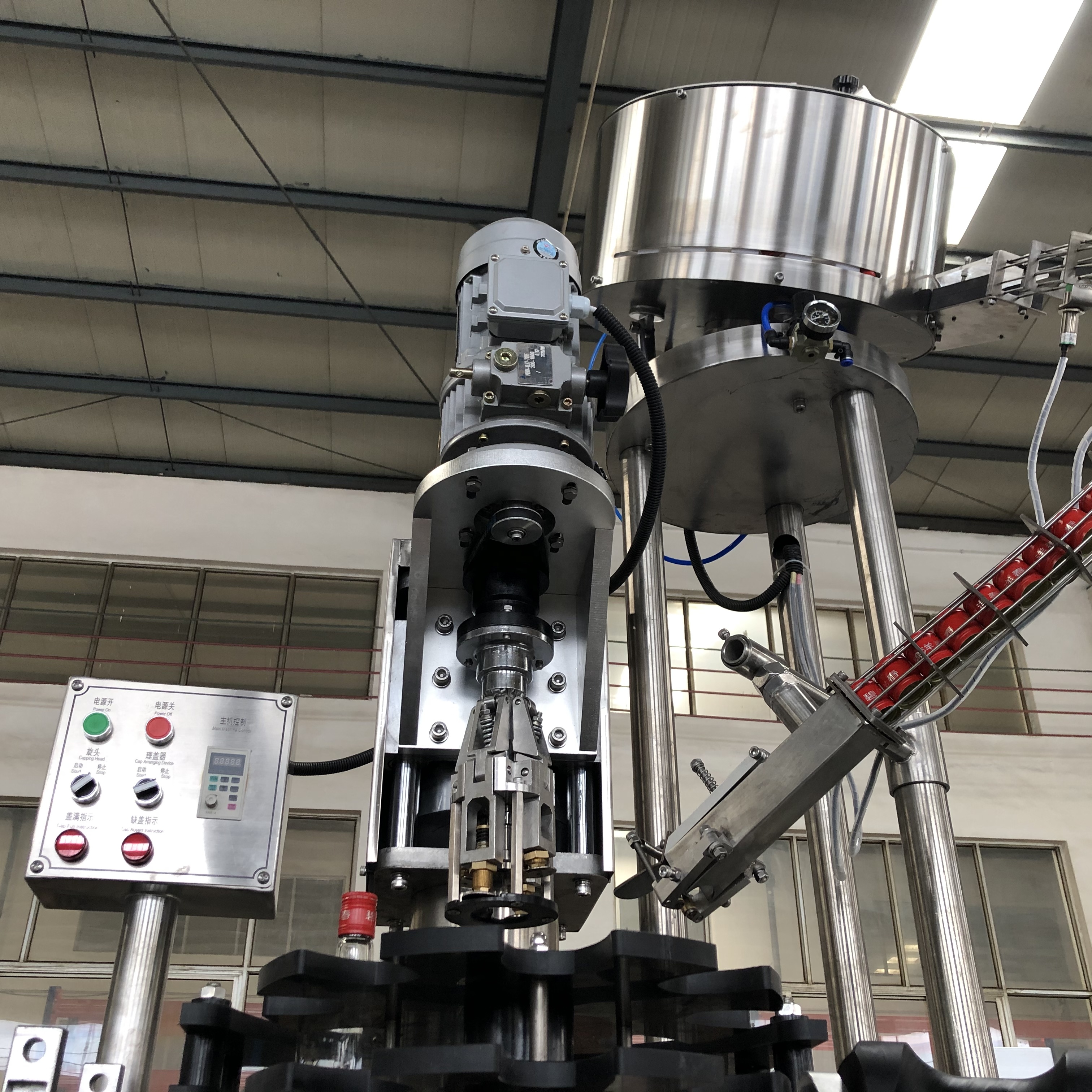 Factory price automatic screw capping machine automatic capper capping machine for glass bottles for liquid