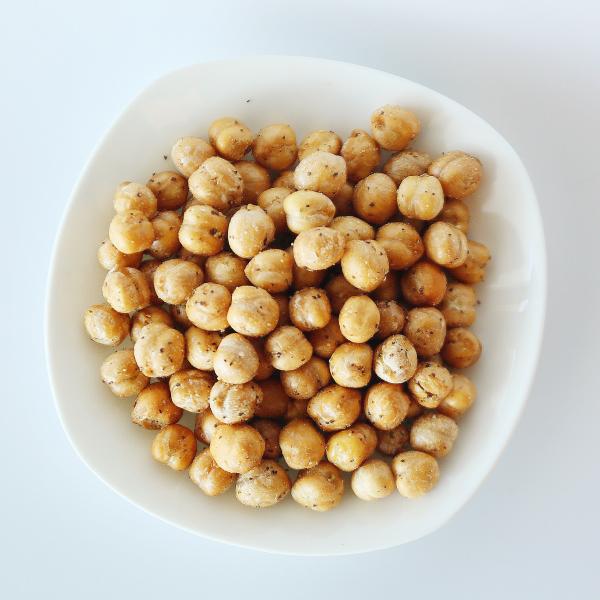 Healthy Snacks High Nutrition Roasted Chickpeas Salted / Black Pepper Flavor