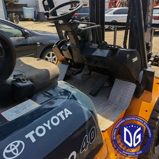 Origin Japan 4ton Used Toyota Forklift Toyota 4Ton Secondhand Toyota Forklift 4Ton