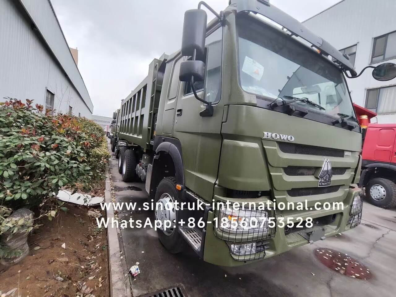 SINOTRUK HOWO 400HP Green Tipper Dump Truck RHD 6×4 12wheels High Horsepower