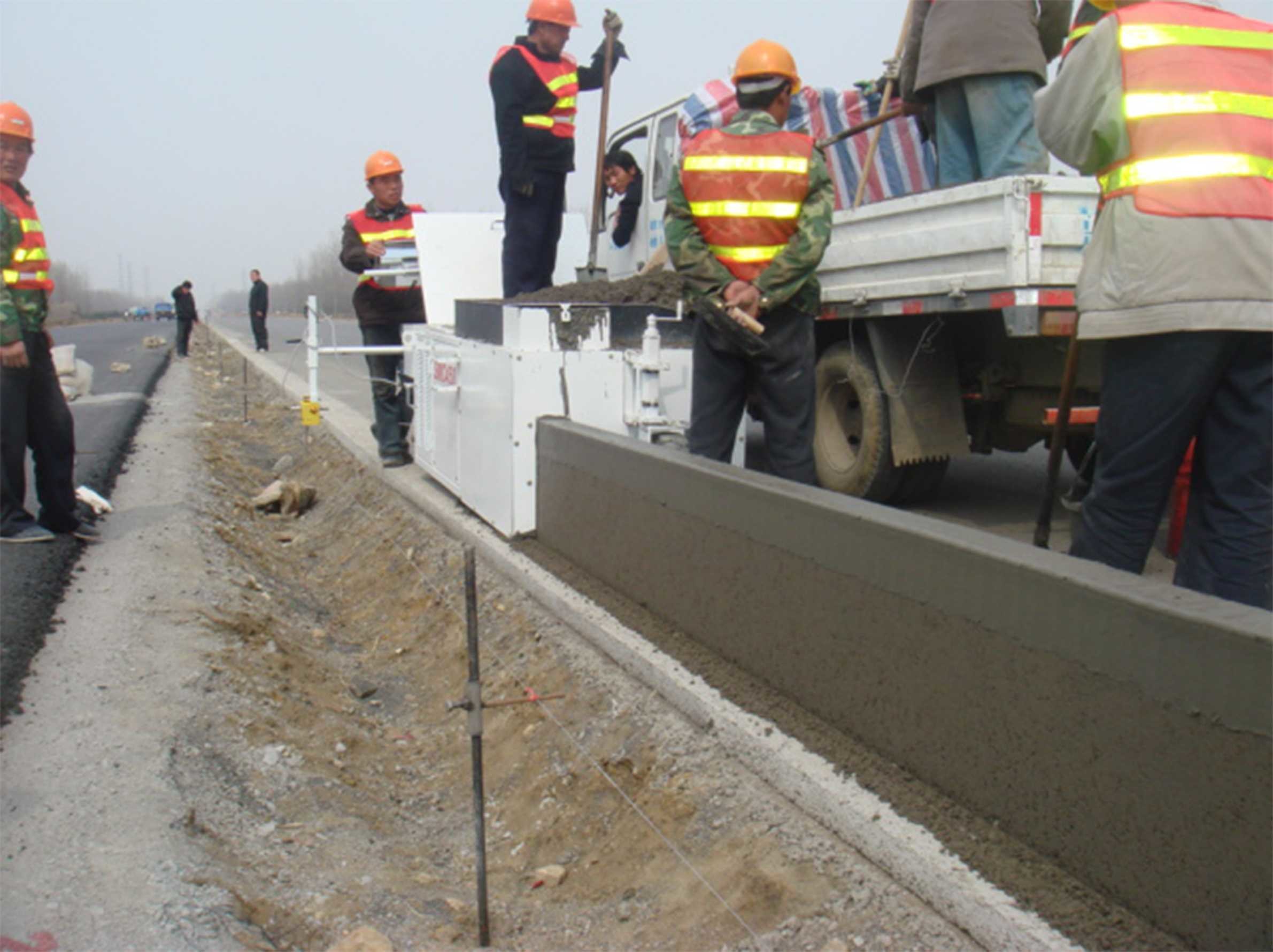1200mm Width Concrete Slip Form Paver 0-3m/Min Slipform Machine